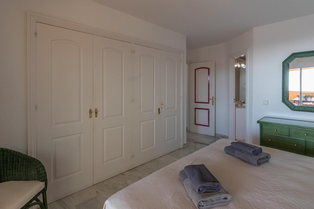 3 Bedrooms & Terrace, Swimming Pool - Porton 7 Sitio de Calahonda